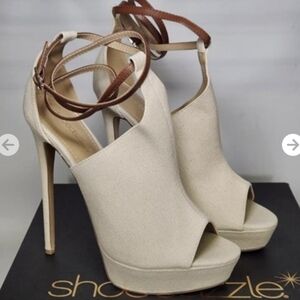 ShoeDazzle Mazie - Natural